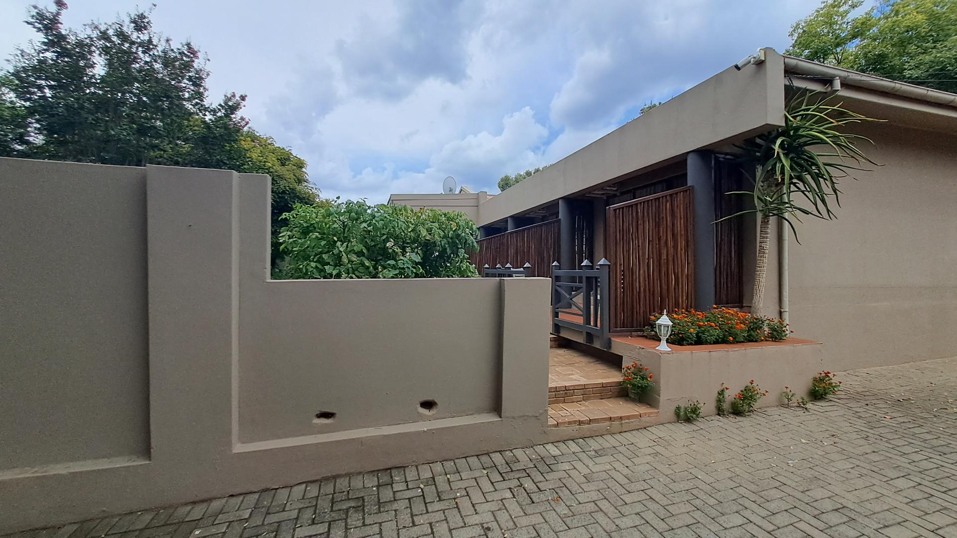 10 Bedroom Property for Sale in Dan Pienaar Free State